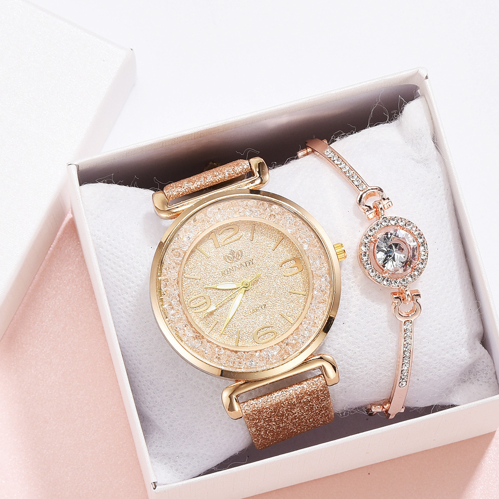 Fashion Round Buckle Quartz Women's Watches display picture 9