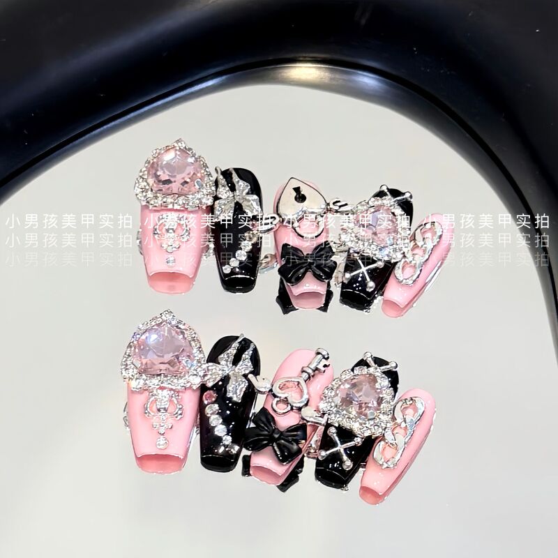 Japanese-Style Lolita Girl Black and Pink Color Scheme Little Boy Nail Art Pure Handmade Wearable Nails Removable Patches