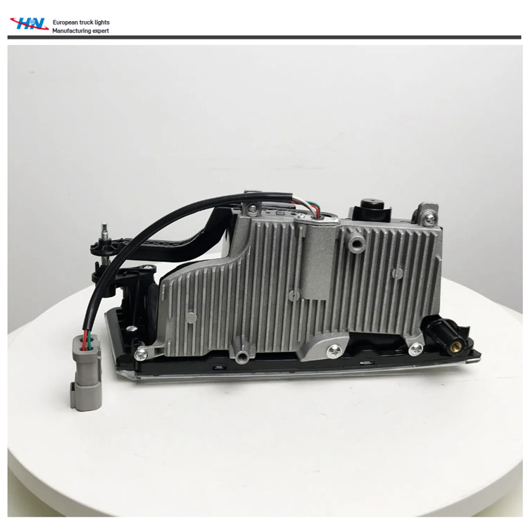 Asamblea de luces de niebla delanteras LED Scania para camiones Scania Serie Ocar2552717 2552718