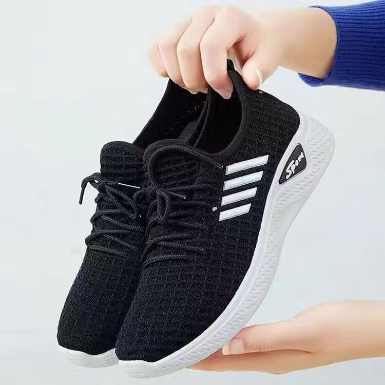 Spring and Summer New Women's Casual Shoes Women's Fly-Woven Breathable Mesh Shoes Popular Simple Student Women's Shoes Lightweight White Shoes