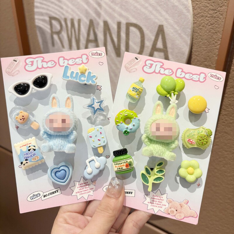 Trendy and popular clog shoe accessories: cute, high-end shoe charms, cartoon 3D shoe decorations, DIY embellishments