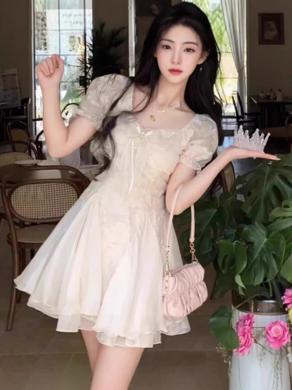 纯欲白月光气质蓬蓬网纱拼接连衣裙女2025夏季法式温柔绝美小裙子|undefined