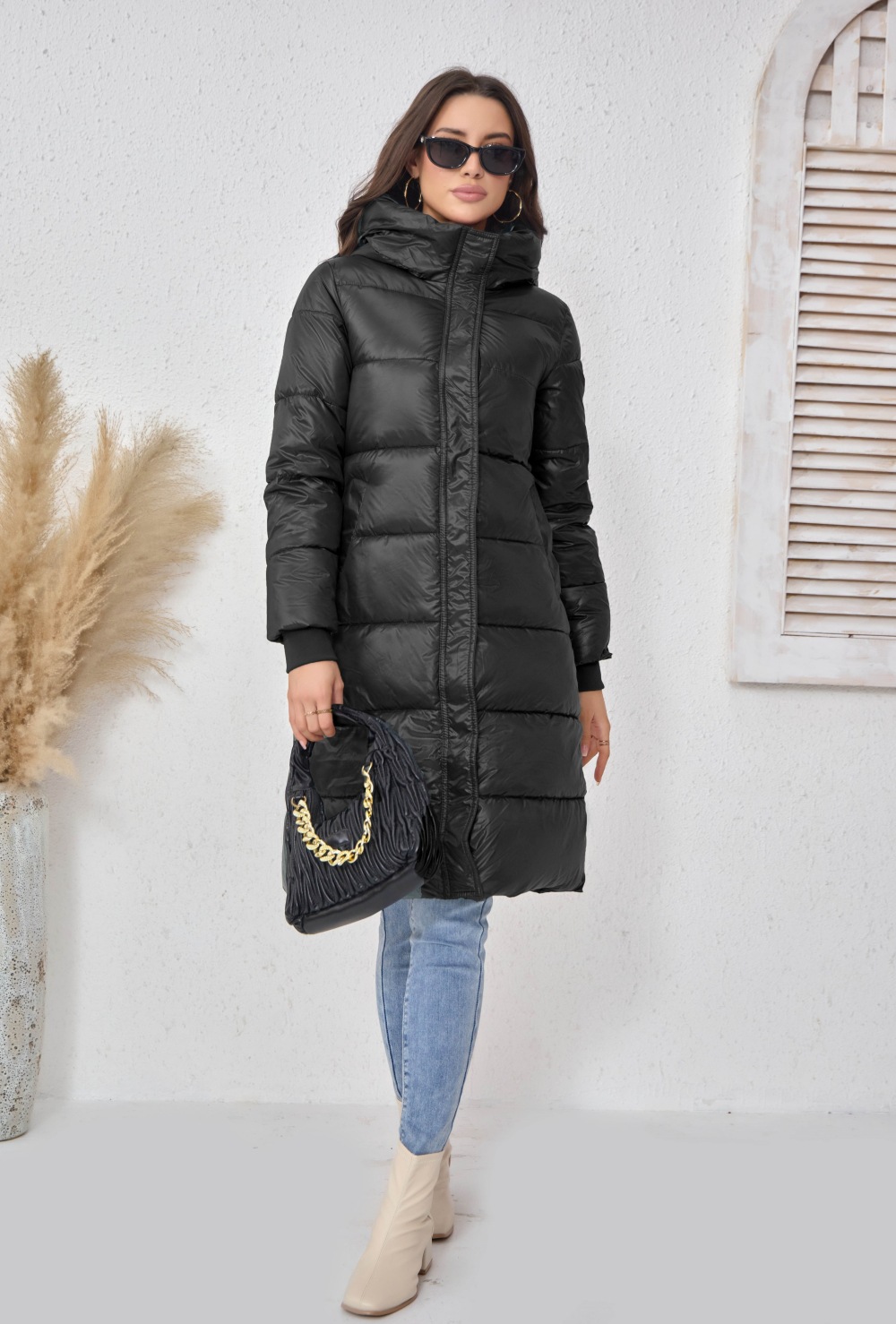 Langer Damen-Wintermantel mit Kapuze, dick gesteppt, modische und elegante Outdoor-Jacke, auch in großen Größen erhältlich_voghion.com