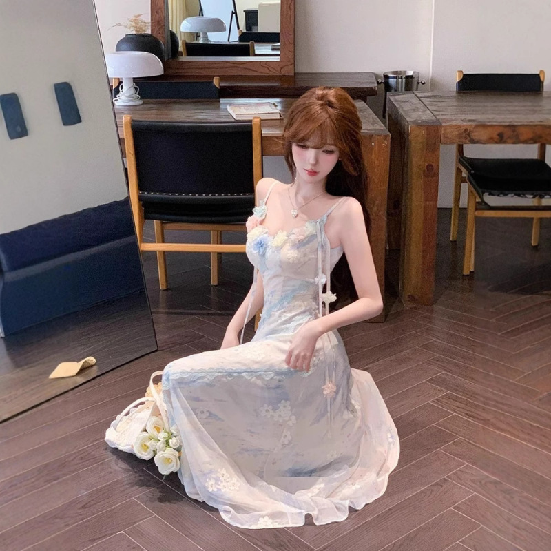海的女儿 度假风设计感立体花朵小众气质甜美收腰碎花海边连衣裙|undefined