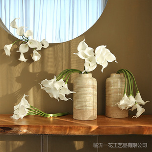 ���滨��֦�R��ɏ�ָмٻ��҃ȿ͏d�bƵ�����廨�[���zӰ����