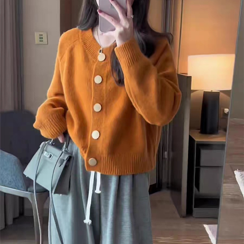 24 invierno Puyuan primavera y otoño nuevo color sólido dulce viento de punto Cardigan chaqueta de cuello redondo inserción