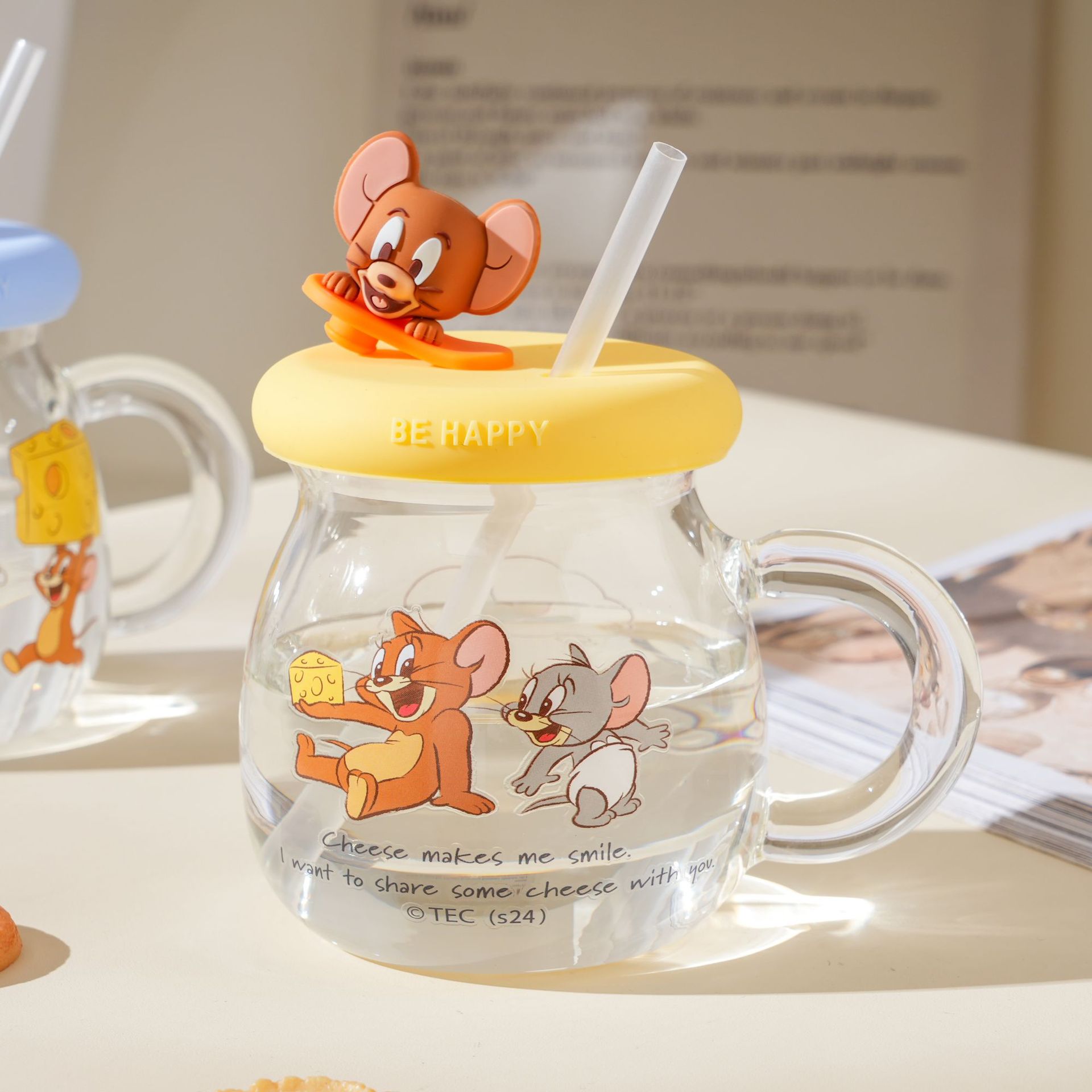 Gatos y ratones autorizados copas de vidrio con patrón de dibujos animados Jerry copas de agua regalos para el hogar con tapa Tom mug