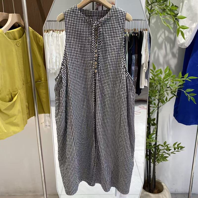 Japanese-Style Mori-Style Plaid Mid-Length Vest for Women, New Spring Model, Loose Fit, Versatile, Age-Reducing, Artistic, with Ties, Suitable for Layering Japanese-Style Mori-Style Plaid Mid-Length Vest for Women, New Spring Model, Loose Fit, Versatile, Age-Reducing, Artistic, with Ties, Suitable for Layering