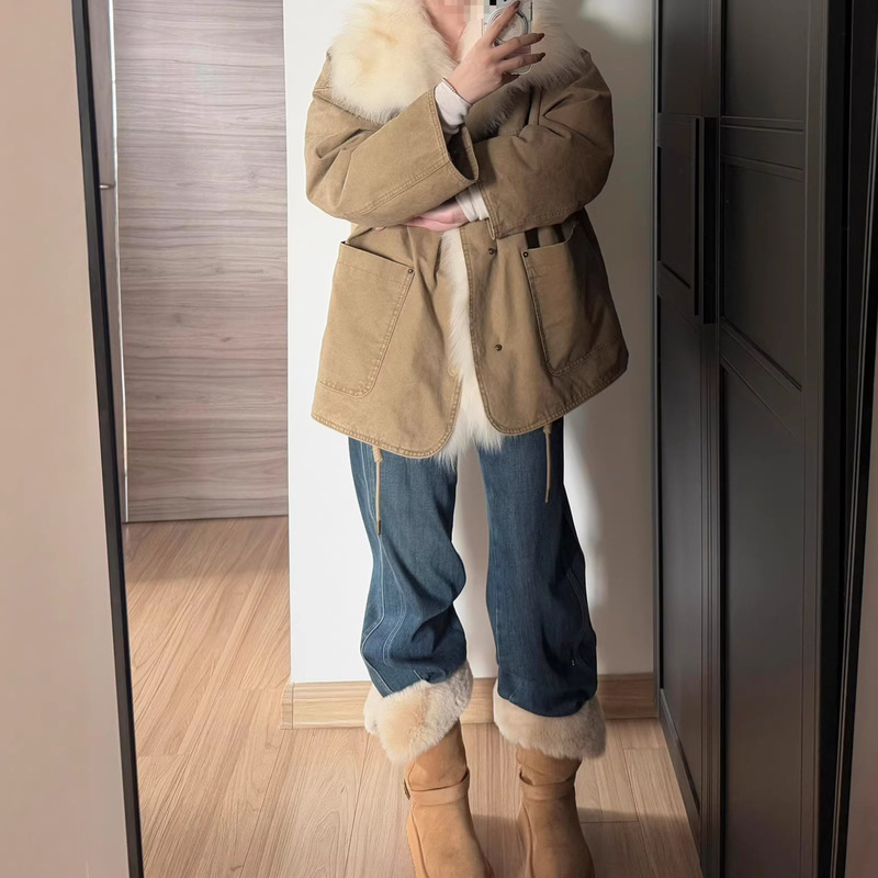 2025 New Winter Style Super Stylish Trendy Parka French Short Style down Jacket with Large Fur Collar for Women