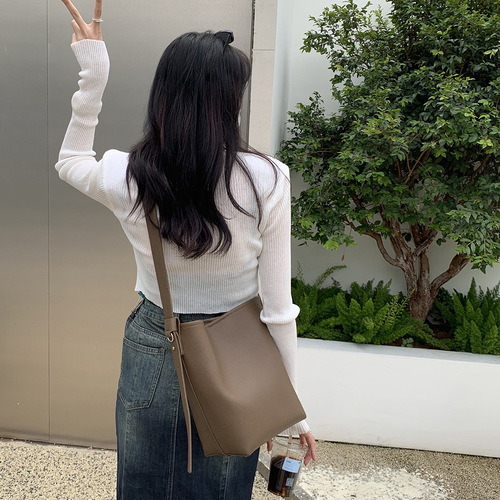 乔戈轻复古女包休闲简约大容量单肩包质感荔枝纹斜挎子母包秋新款