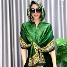 新款连帽围巾披肩磁吸斗篷绿豹纹包头帽遮阳防晒丝巾头巾直播热卖