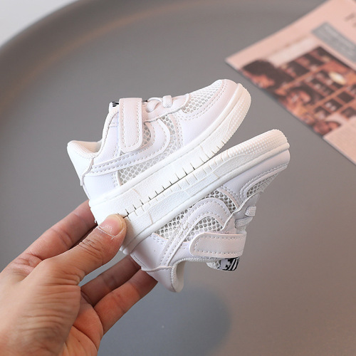 Baby shoes for spring and autumn, breathable mesh, children's board shoes, girls' infant learning step shoes, soft soles, little children's shoes, boys' sports shoes