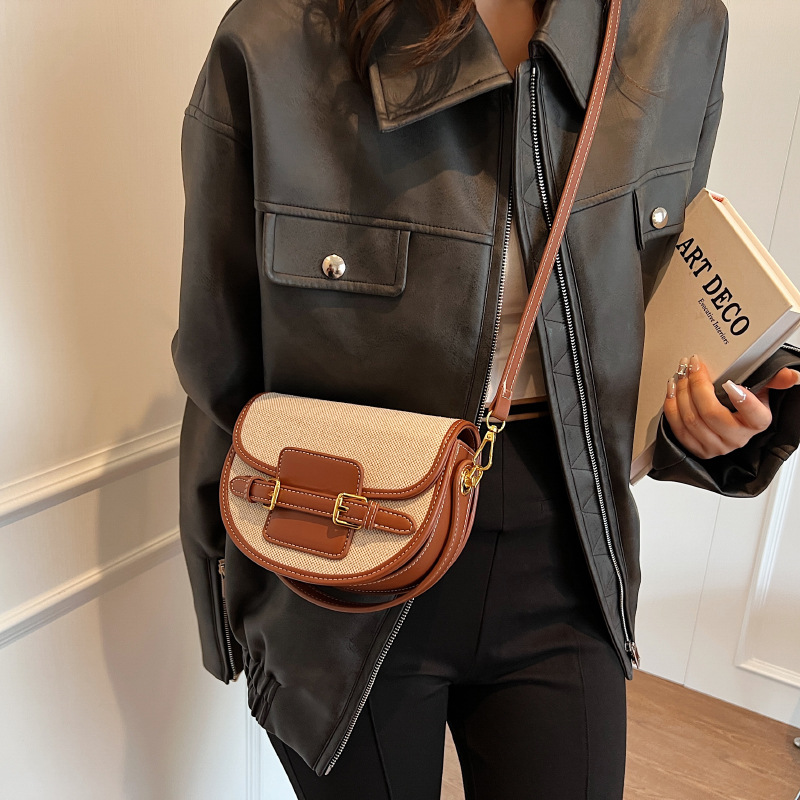 Bags for women 2024 cross border trend new canvas contrast color hand held saddle bag niche high end shoulder messenger bag_voghion.com