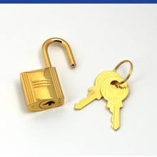 广州货源菜篮子包装饰小挂锁 包包配件 铂金包小挂锁凯莉包小挂锁