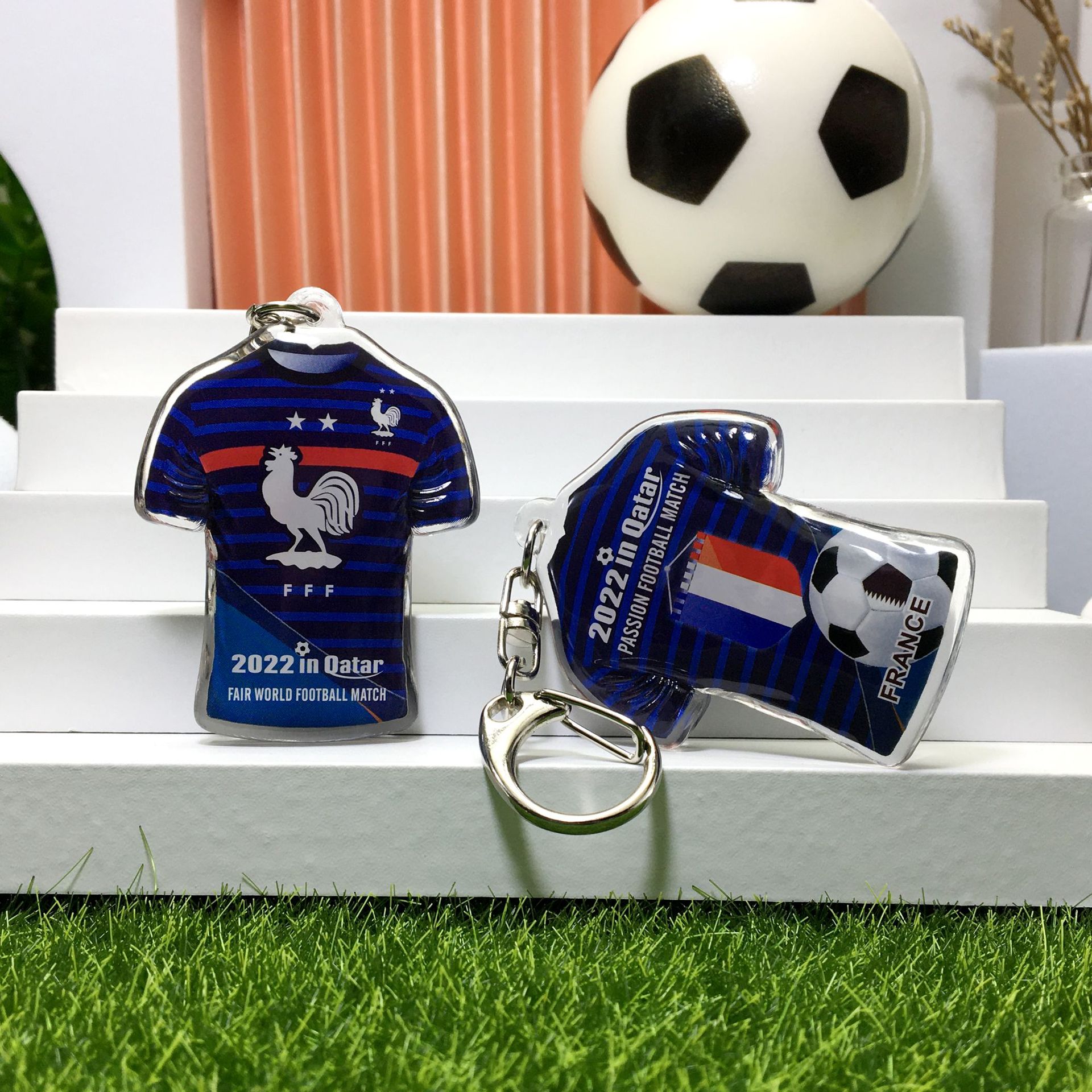 法国队-队徽+旗帜+足球-2