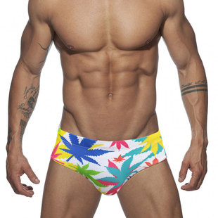 UXH foreign trade new colorful maple leaf printed men's triangle swimming trunks fashion Sexy Beach bodybuilding light swimming trunks
