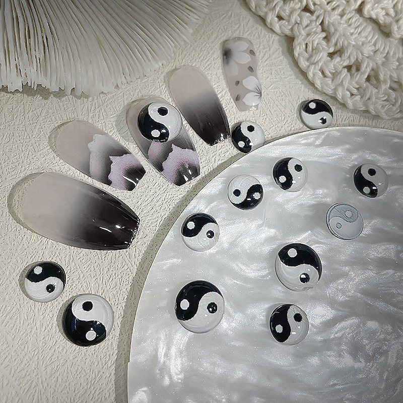 Online celebrity New Taiji gossip nail jewelry ins personality black and white Qiankun National style three-dimensional nail diamond decorations Online celebrity New Taiji gossip nail jewelry ins personality black and white Qiankun National style three-dimensional nail diamond decorations