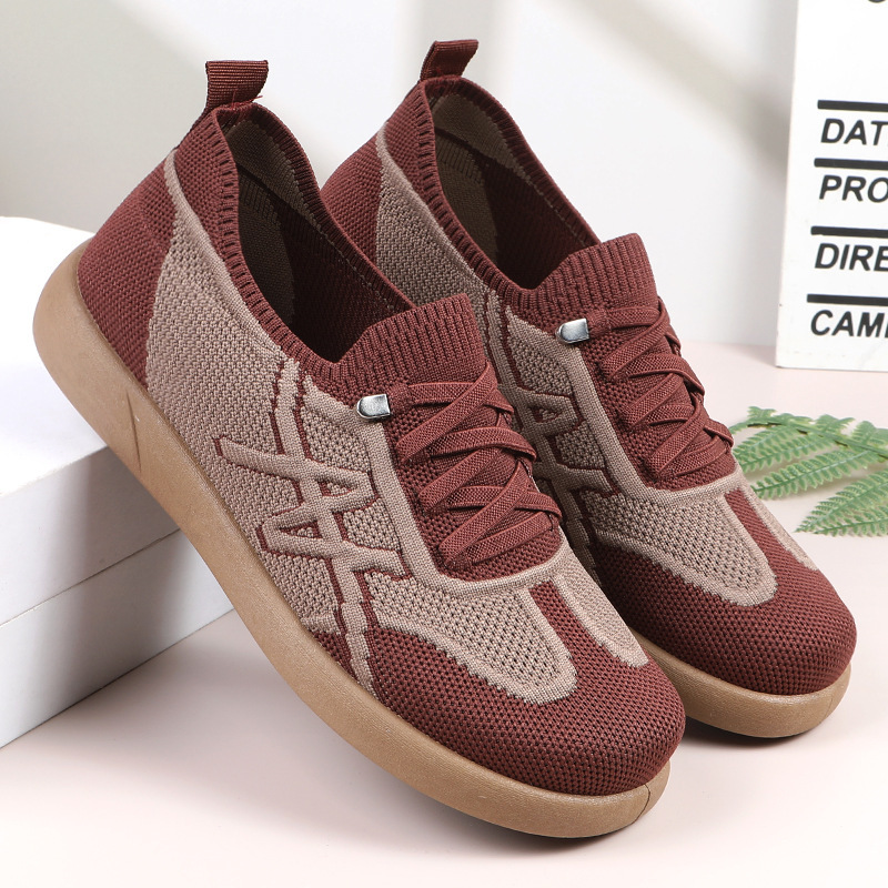 2026 Spring and Summer New Women's Walking Shoes, Fly-Woven Mesh, Breathable, Comfortable, Casual Women's Shoes, Slip-On Mom Shoes