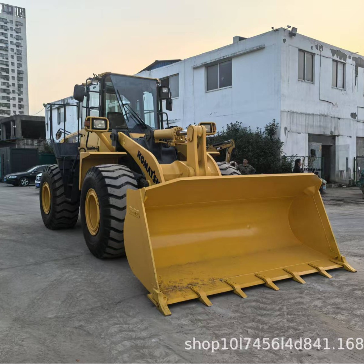 小松380-6装载机外贸出口性能优秀九成新上海发货