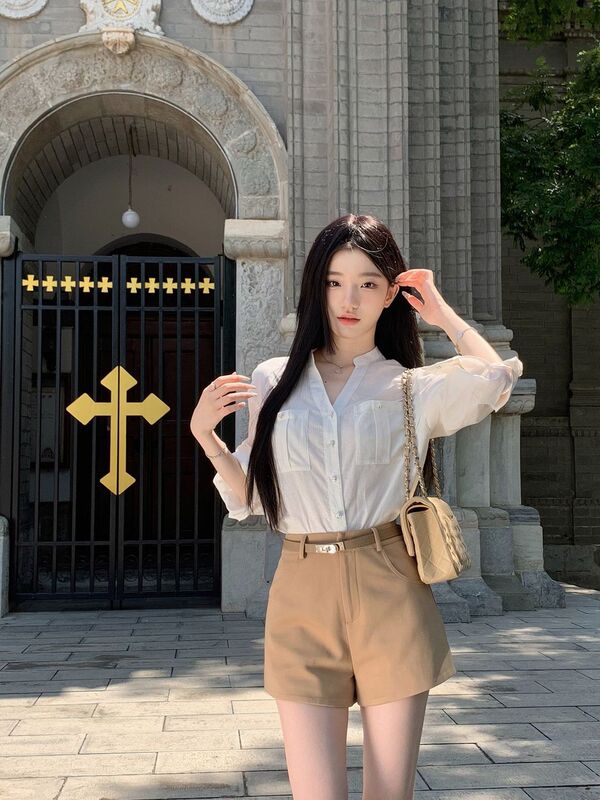 辣妹风V领长袖衬衫女早秋新款设计感休闲女高腰显瘦短裤时尚套装|undefined