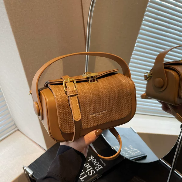 Cross-border high-end luxury box women's bag 2026 new model, versatile and stylish shoulder and crossbody bag, trendy small square bag