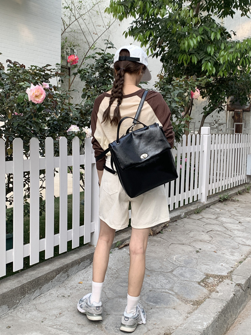 Women's Silver Backpack For College Students Autumn Winter Style_voghion.com