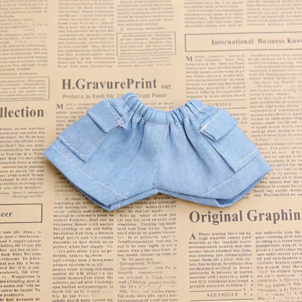 Light blue / Suitable for dolls aged 10 to 17