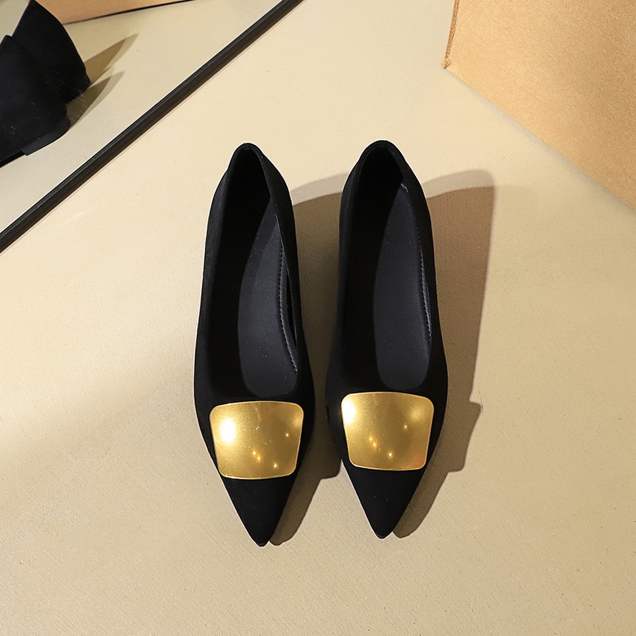 9121-K206 Korean Fashion Professional Comfortable Interior Height Raising Women's Shoes Metal Buckle Decoration Pointed Shallow Mouth Single Shoes for Women