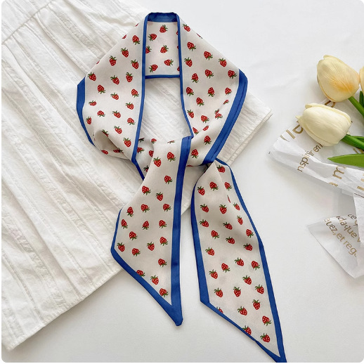 синяя клубника