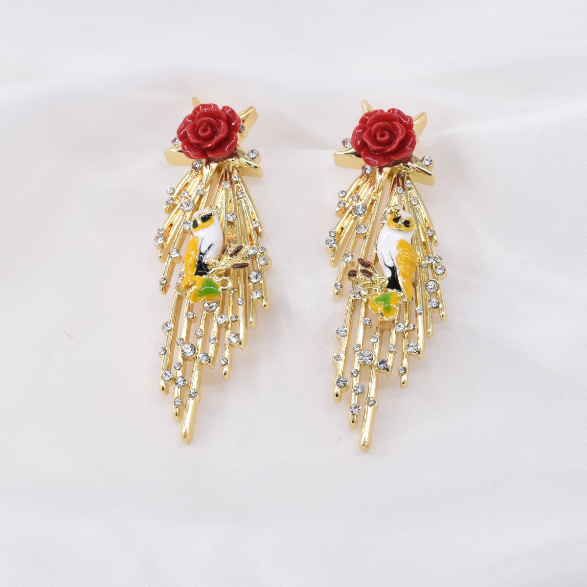 Fashion Diamond Tassel Rose Flower Metal Long Earrings display picture 2