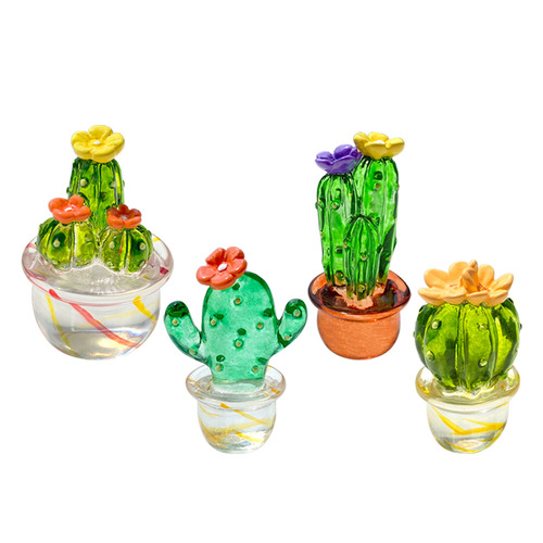 Creative plant cactus car car ornaments transparent resin crafts TV computer decorative small ornaments