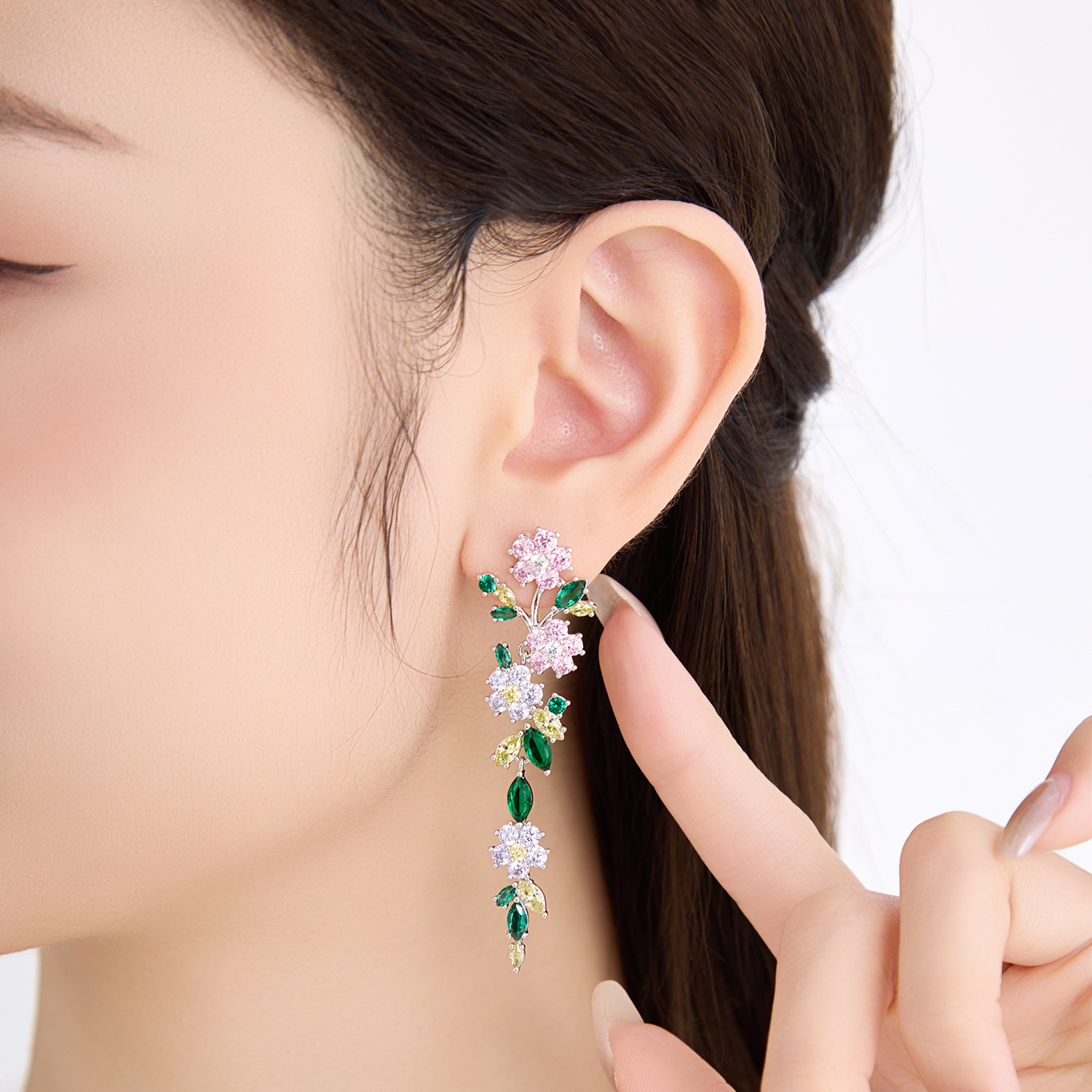 Pendientes Largos de Flores de Aleación
