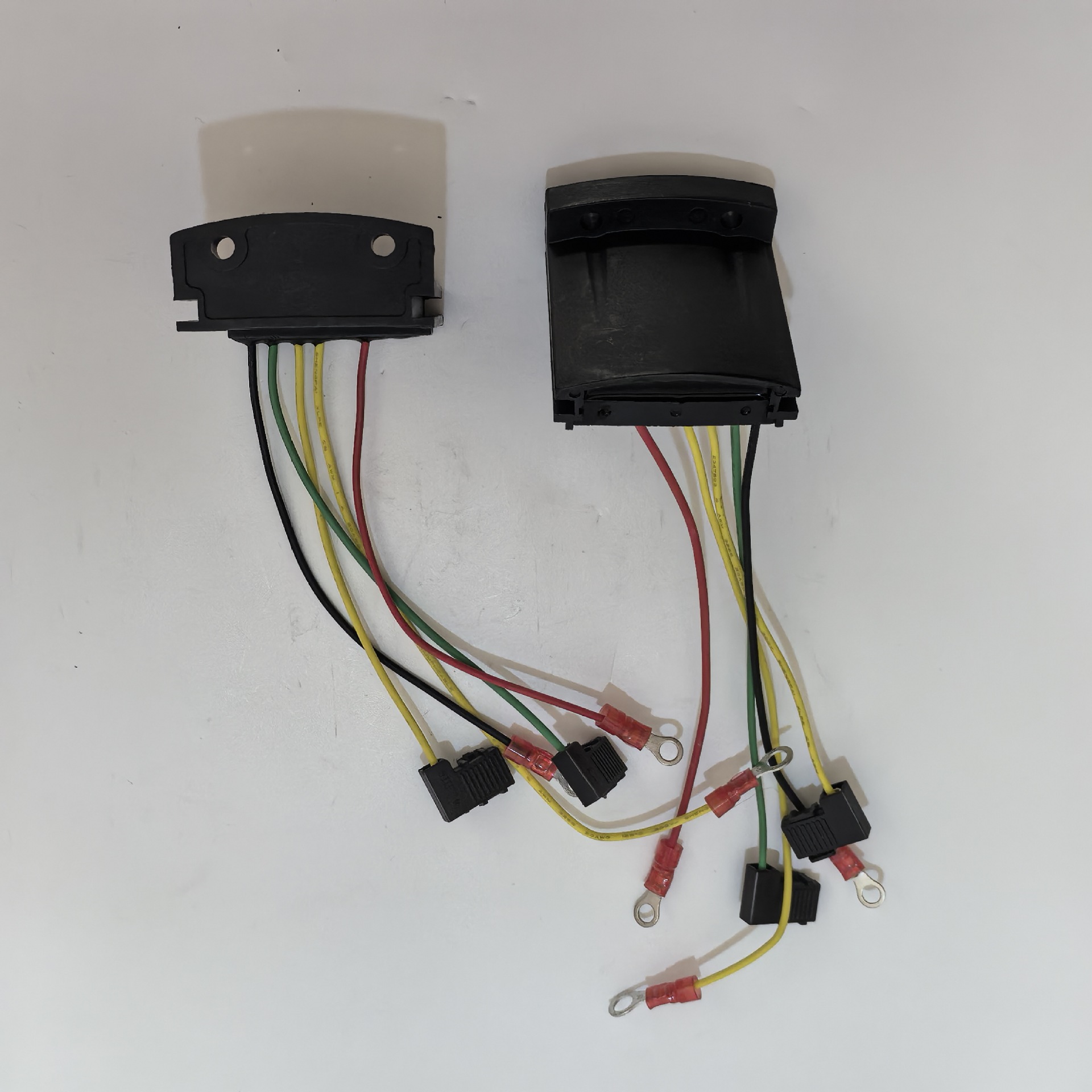 Spot 3141Vc Regulator Is Suitable for Petola Generator Jinlong Yutong Bus Generator Regulator