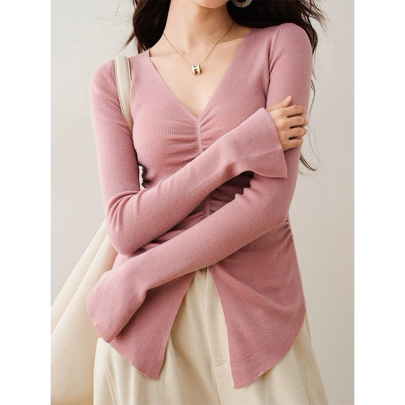 Knitted brace, autumn fitted thin design sweater, V-neckline, trend of season