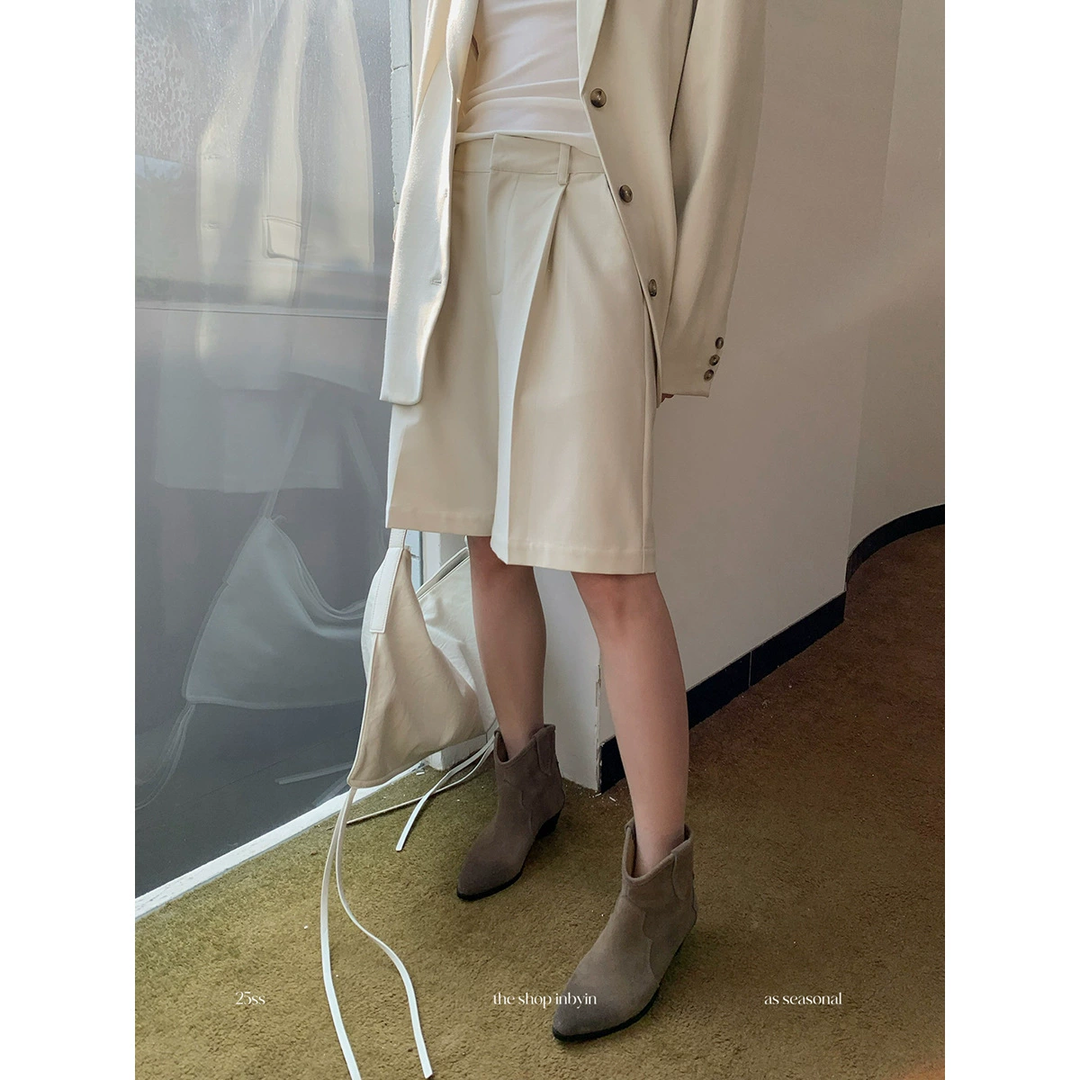 Yi En Oinbyin маленькие повседневные укороченные брюки с высокой талией прямые брюки с тонкими и вертикальными брюками