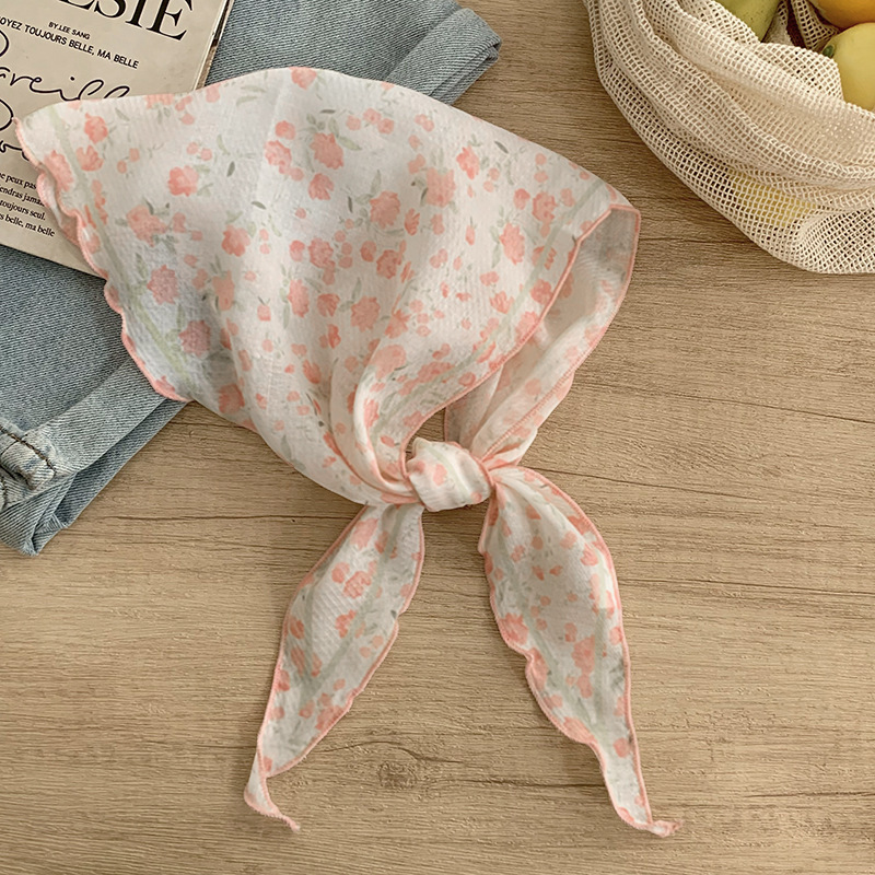 Bufanda de seda nuevo estilo protector para el cuello bufanda para el cuello pequeño y fresco pañuelo floral a cuadros cinturón para el cabello para atar el cabello bufanda triangular multiusos para atar la cintura