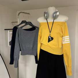纯欲风黄色斜肩针织长袖T恤女秋冬韩系一字露肩性感显瘦露脐上衣