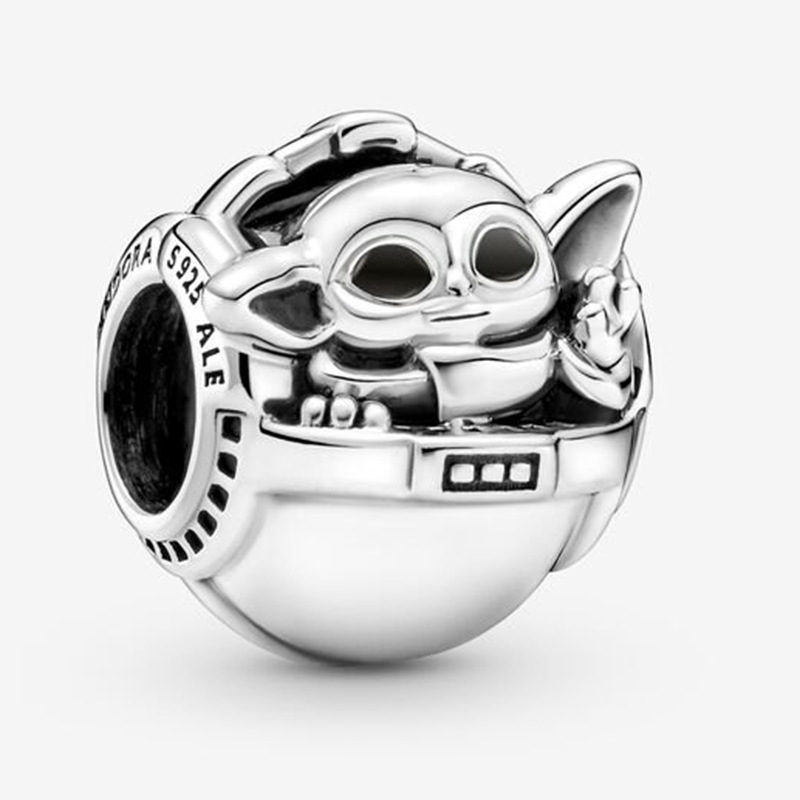 尤达宝宝GROGU™与婴儿床串饰