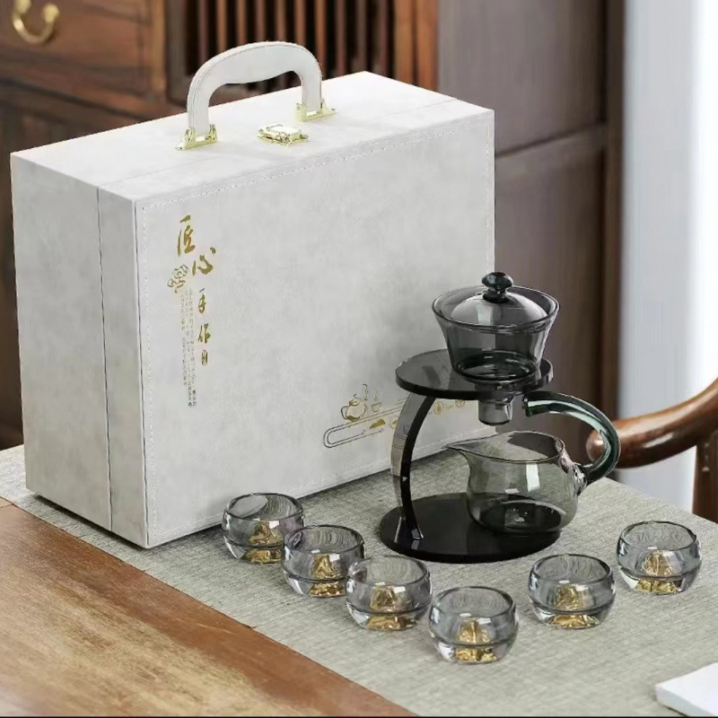 Dengao 회색 가죽 여행 가방 + 금산 컵 6개