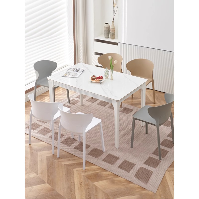 Silla de comedor engrosada para el hogar, mesa de comedor, silla de ocio, red roja, restaurante minimalista moderno, taburete comercial, respaldo, taburete de plástico