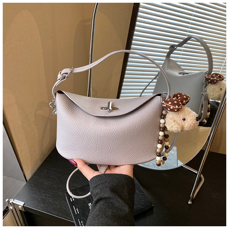 2026 Spring New Korean Style Fresh and Simple Fashionable Solid Color Handbag Elegant Casual Crossbody Women's Bag