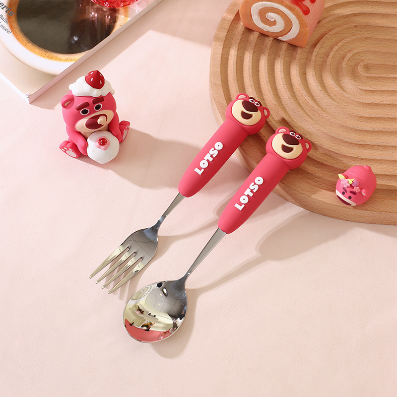 Disney Strawberry Bear 304 Cuchara de acero inoxidable Lindo juego de cuchara de tenedor para bebés Cuchara pequeña Comida en casa Niños