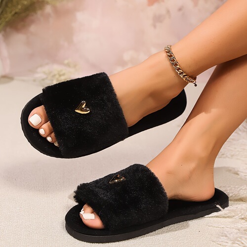 New high-end fashion love decorated plush slippers for