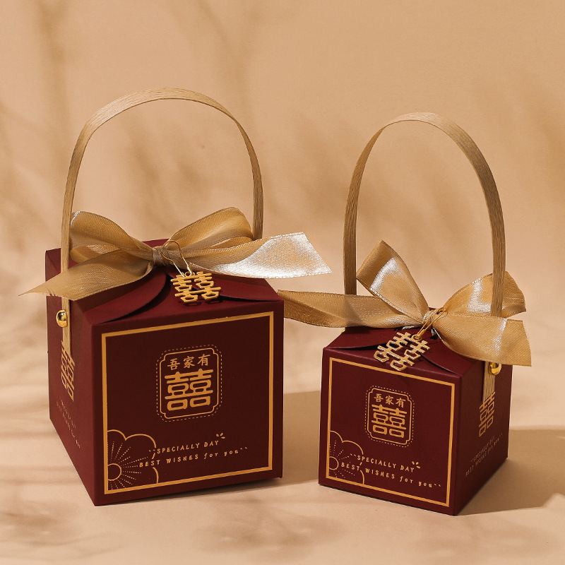 Caja de dulces de boda Boda 2024 Nuevo caramelo portátil de alta gama Empaquetado de dulces de boda Caja de regalo Bolsa vacía