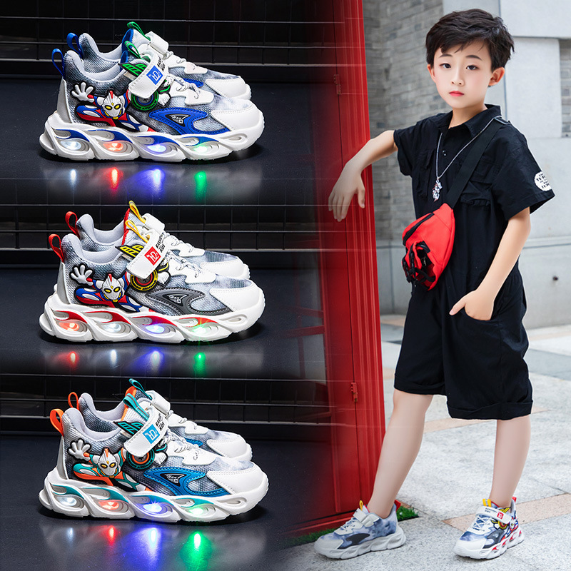Boys' Sports Light Shoes 2025 Spring New Ultraman Leather Mesh Velcro Luminous Shoes Kidsren's Sports Shoes