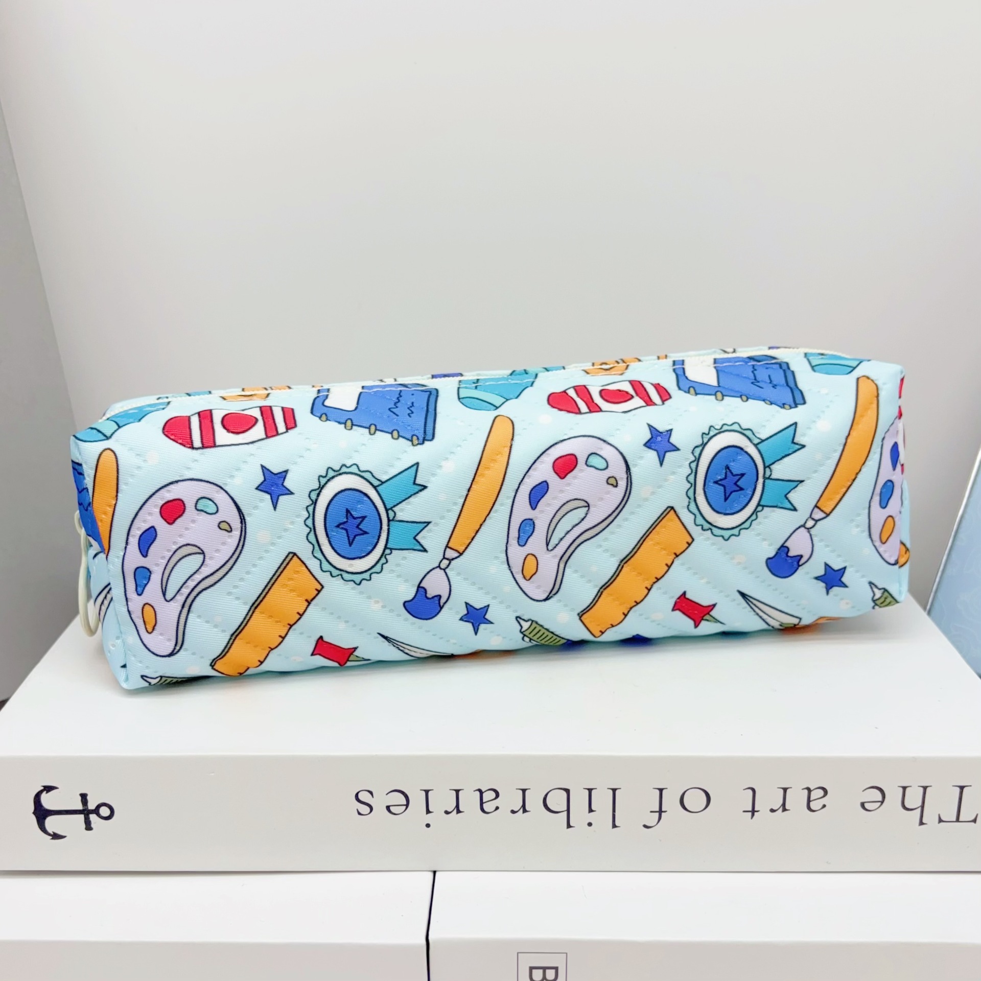 블루 넉넉한 필통