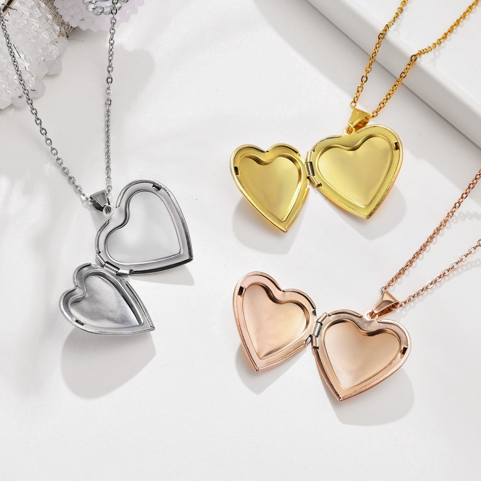 Stainless Steel Fashion Plating Heart Shape Letter Pendant Necklace display picture 2