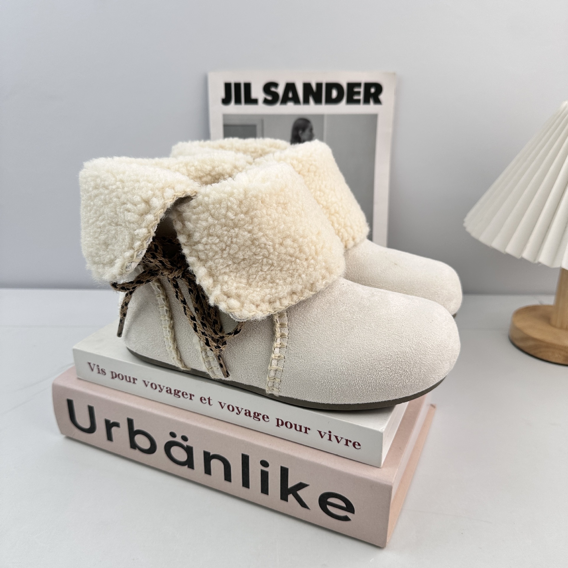 Yuanbo2025 invierno nuevo estilo retro ventana plana con base de ocio engrosado cómodo calentamiento botas de nieve para mujeres