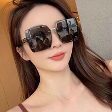 �����޿��б�̫����Ů������С����ͬ�����������Է�ɹī��