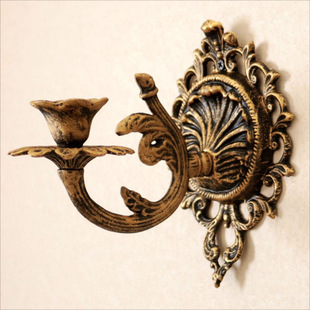 European-style Noble wall-mounted cast iron candlestick bronze vintage gardening grocery decoration hanging decoration candle candlestick